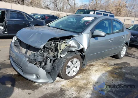 2010 Nissan Sentra 2.0 z USA, uszkodzony, nr VIN 3N1AB6AP3AL676673